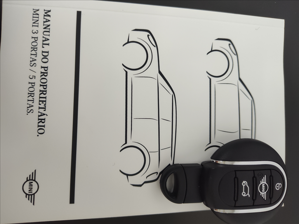 Mini Cooper – 2.0 16V TWINPOWER GASOLINA S 4P STEPTRONIC