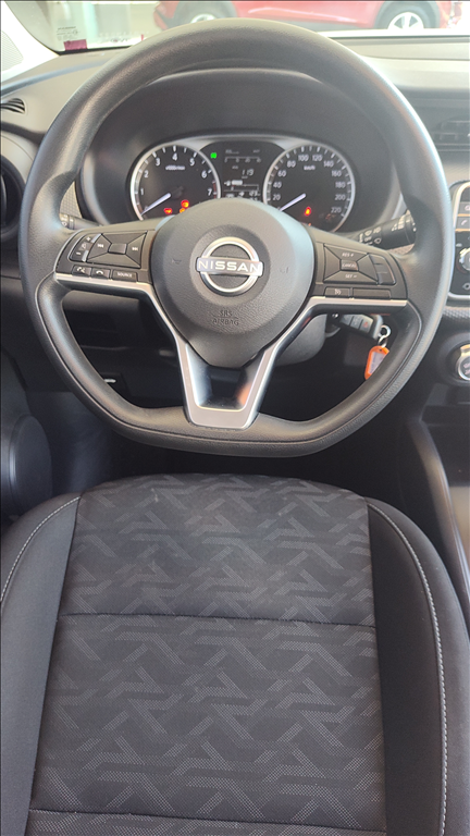Nissan Kicks 1.6 16V FLEXSTART ACTIVE XTRONIC