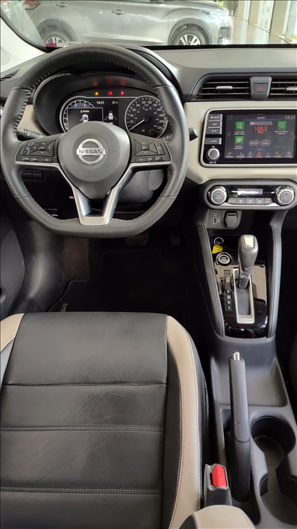 Nissan Versa 1.6 16V FLEX EXCLUSIVE XTRONIC