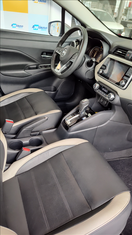 Nissan Versa 1.6 16V FLEX EXCLUSIVE XTRONIC