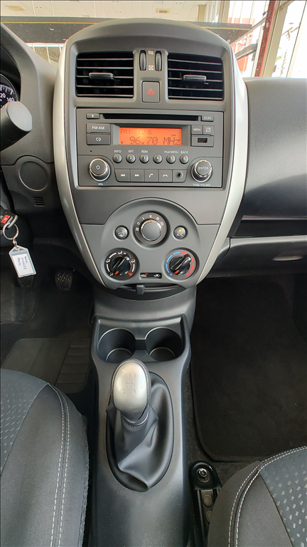 Nissan Versa 1.6 16V FLEXSTART SV 4P MANUAL