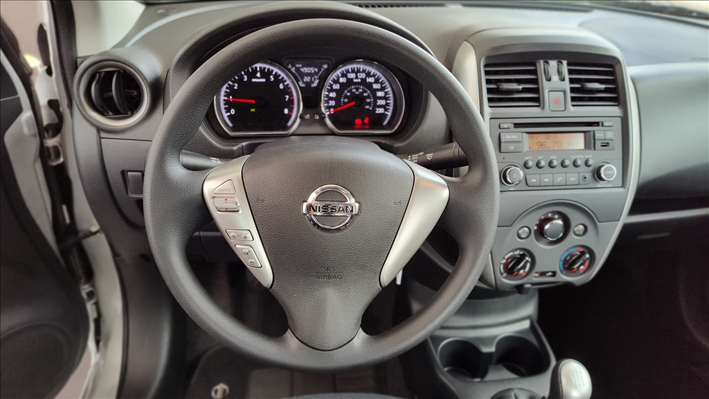 Nissan Versa 1.6 16V FLEXSTART SV 4P MANUAL