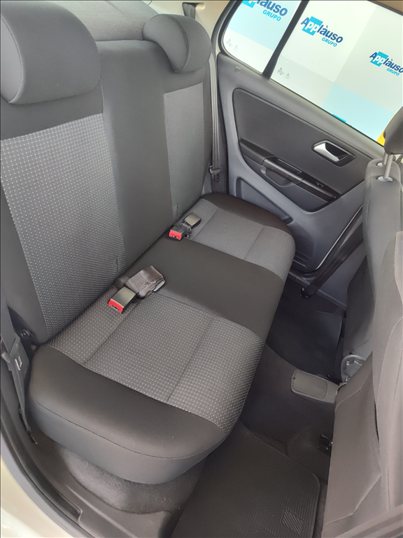 Volkswagen Fox 1.6 MSI TOTAL FLEX CONNECT 4P MANUAL