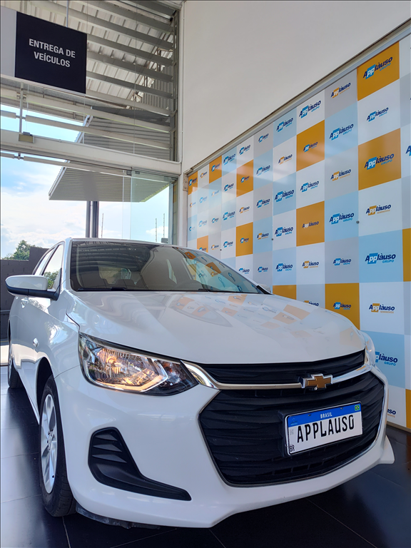 Chevrolet Onix - 1.0 FLEX LT MANUAL