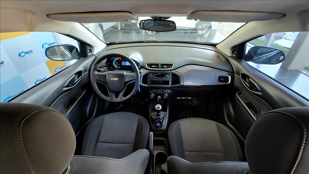 Chevrolet Onix - 1.0 MPFI LT 8V FLEX 4P MANUAL