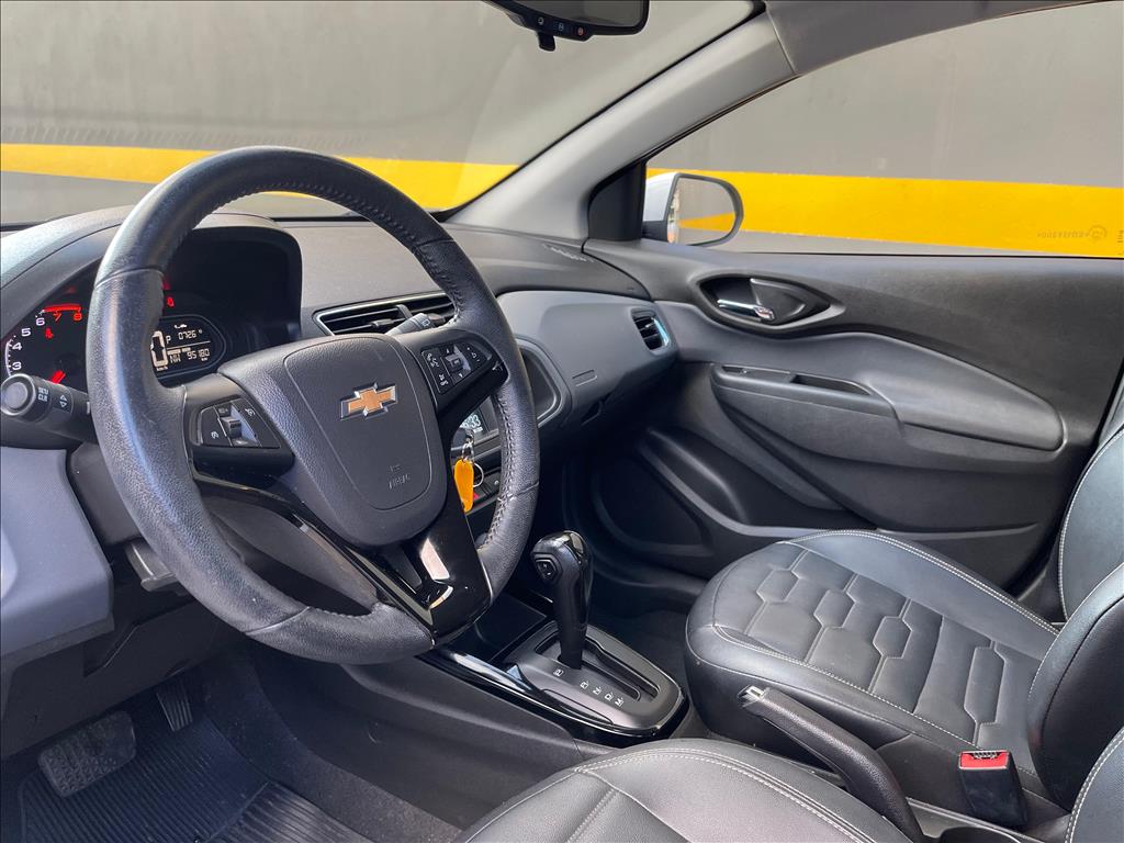 Chevrolet Onix - 1.4 MPFI LTZ 8V FLEX 4P AUTOMÁTICO