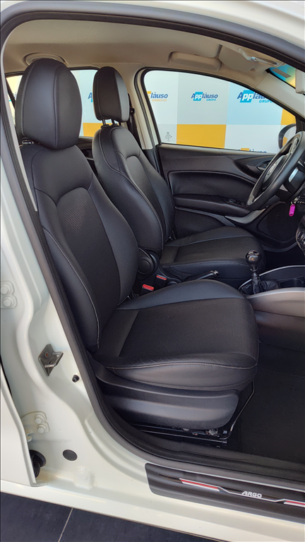 Fiat Argo - 1.8 E.TORQ FLEX PRECISION MANUAL