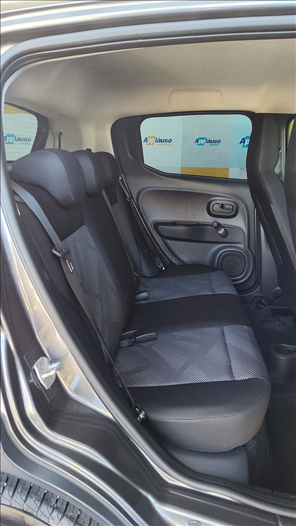 Fiat Mobi - 1.0 EVO FLEX LIKE. MANUAL
