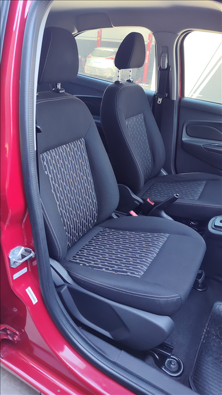 Ford Ka - 1.5 TI-VCT FLEX SE SEDAN AUTOMÁTICO
