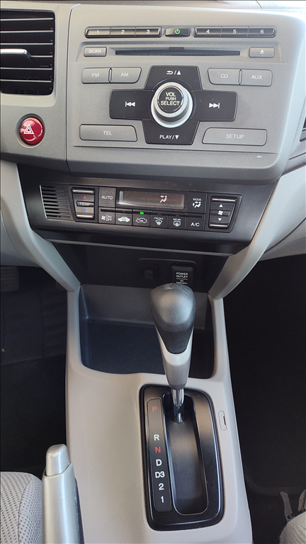 Honda Civic - 1.8 LXS 16V FLEX 4P MANUAL