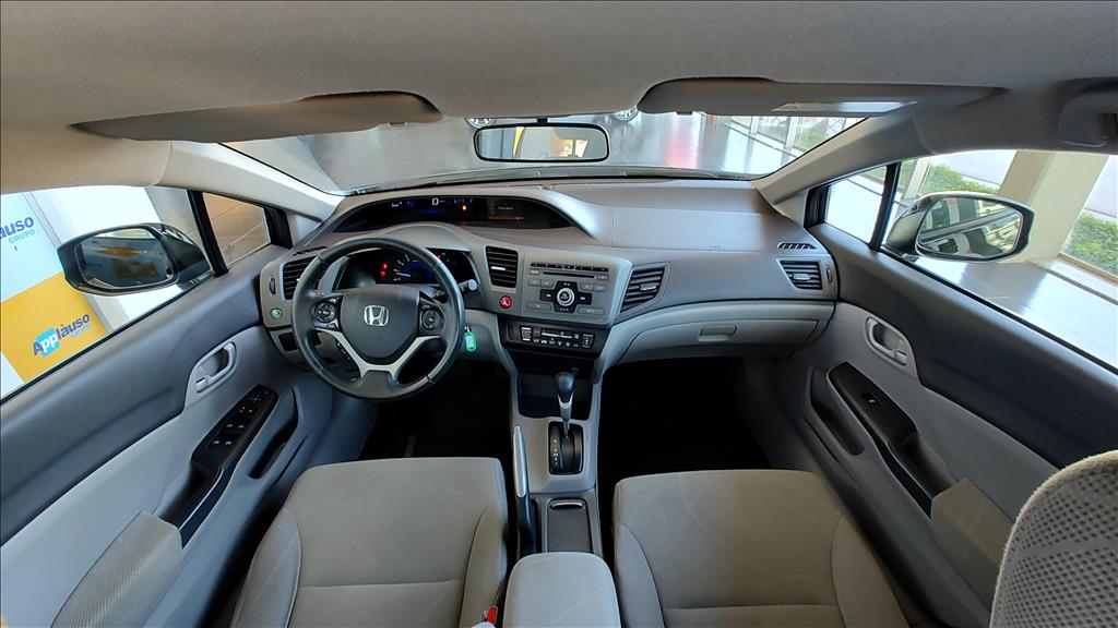 Honda Civic - 1.8 LXS 16V FLEX 4P MANUAL