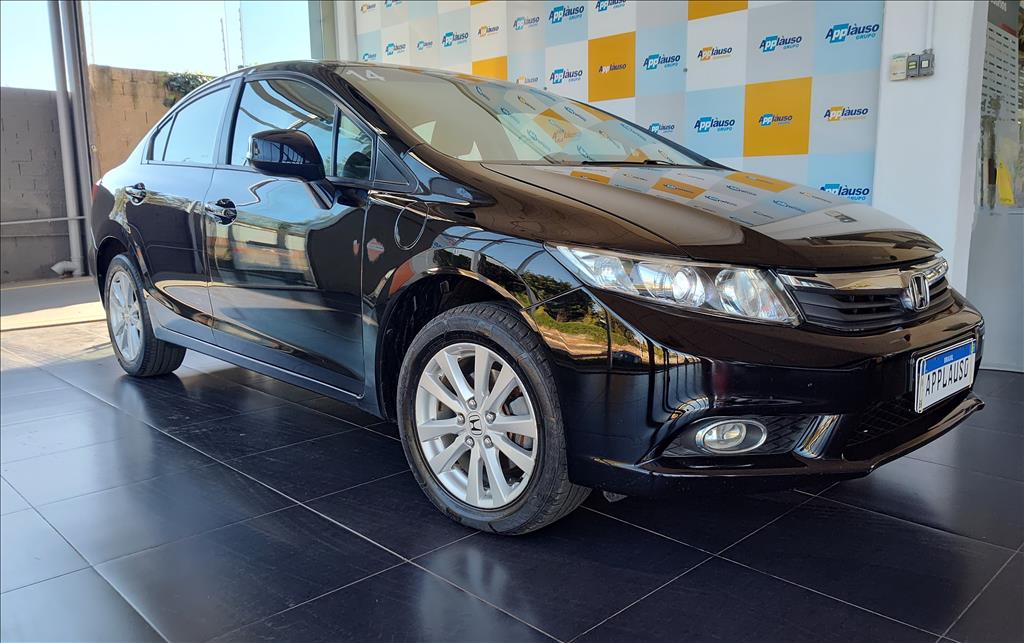 Honda Civic - 1.8 LXS 16V FLEX 4P MANUAL