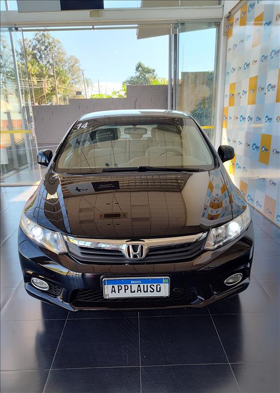 Honda Civic - 1.8 LXS 16V FLEX 4P MANUAL