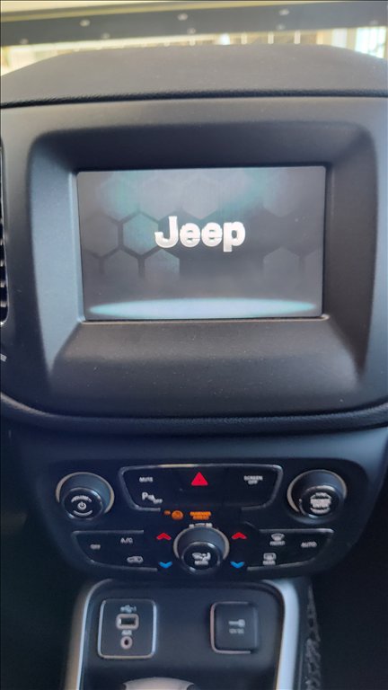 Jeep Compass - 2.0 16V FLEX SPORT AUTOMÁTICO