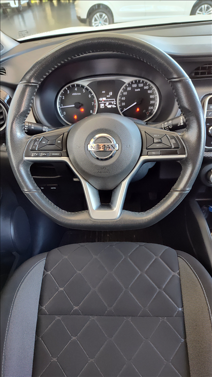Nissan Kicks - 1.6 16V FLEXSTART SV 4P XTRONIC