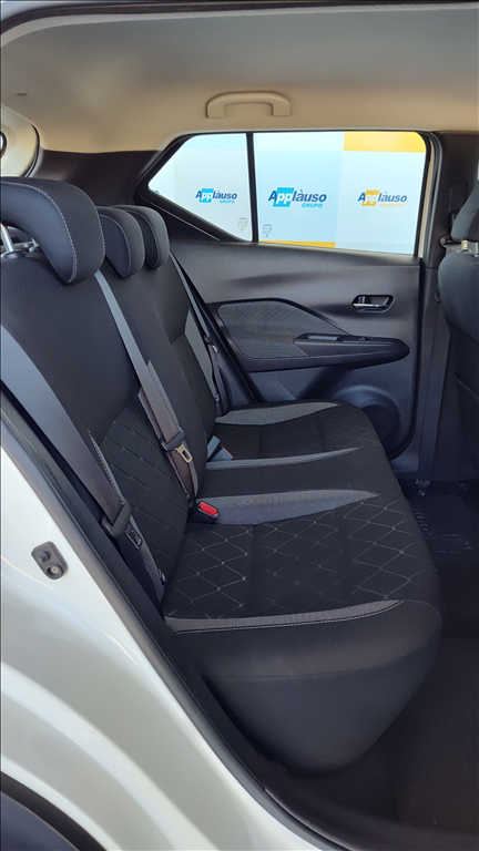 Nissan Kicks - 1.6 16V FLEXSTART SV 4P XTRONIC