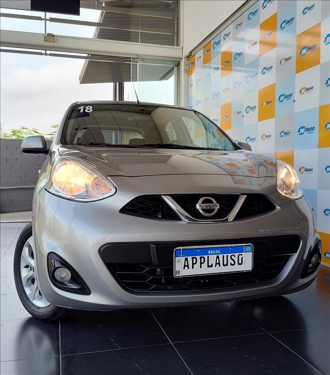 Nissan March - 1.0 SV 12V FLEX 4P MANUAL