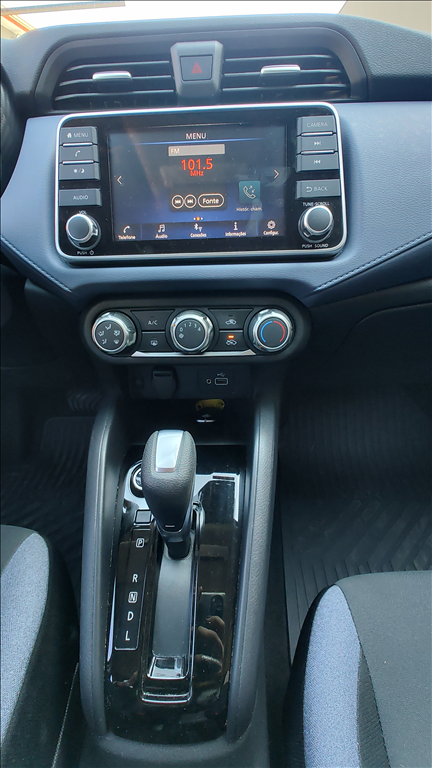 Nissan Versa - 1.6 16V FLEX ADVANCE XTRONIC