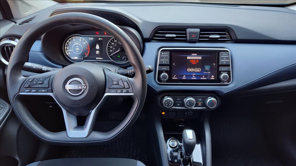 Nissan Versa - 1.6 16V FLEX ADVANCE XTRONIC