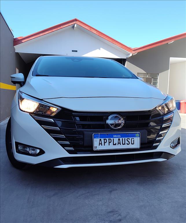 Nissan Versa - 1.6 16V FLEX ADVANCE XTRONIC