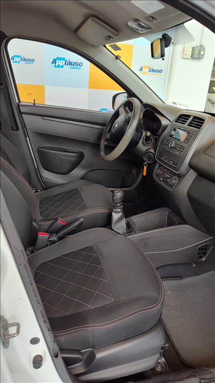 Renault Kwid - 1.0 12V SCE FLEX ZEN MANUAL