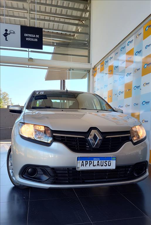 Renault Logan - 1.0 EXPRESSION 16V FLEX 4P MANUAL