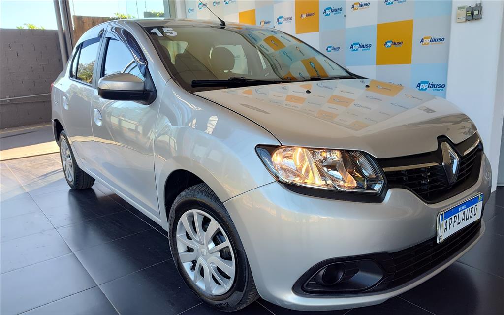 Renault Logan - 1.0 EXPRESSION 16V FLEX 4P MANUAL