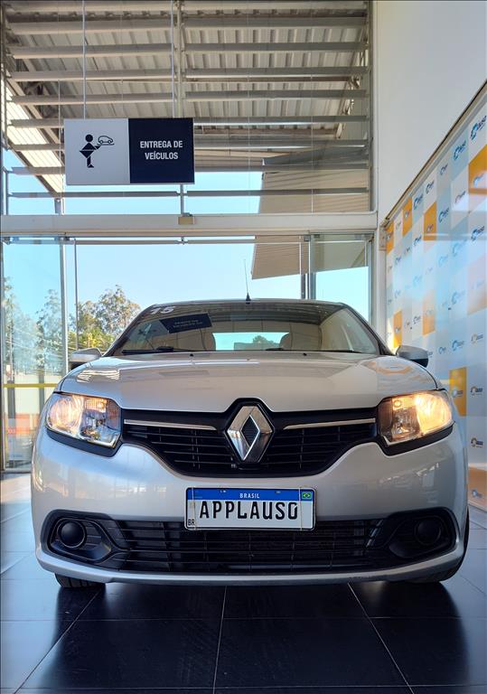 Renault Logan - 1.0 EXPRESSION 16V FLEX 4P MANUAL