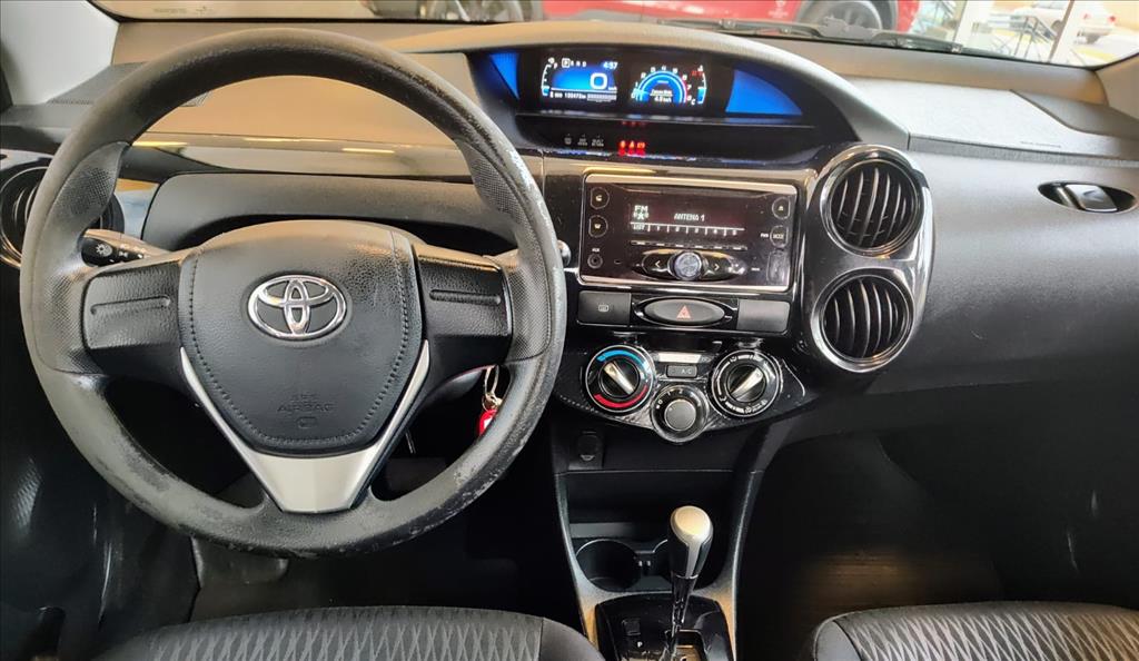 Toyota Etios - 1.5 X SEDAN 16V FLEX 4P AUTOMÁTICO