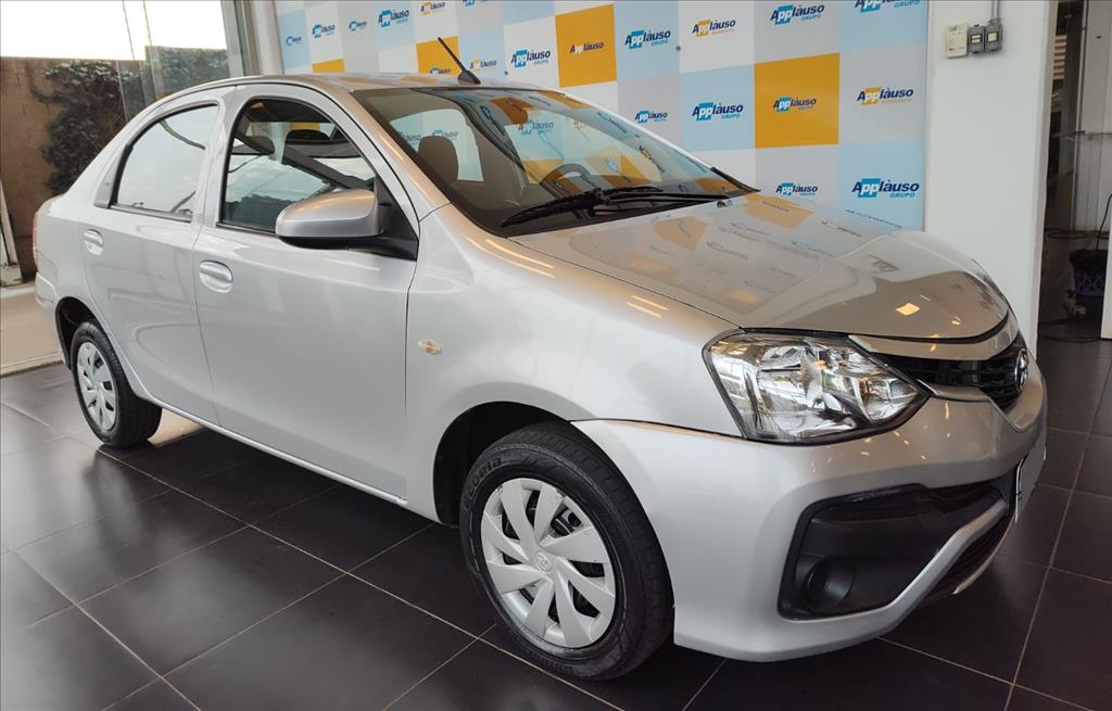Toyota Etios - 1.5 X SEDAN 16V FLEX 4P AUTOMÁTICO