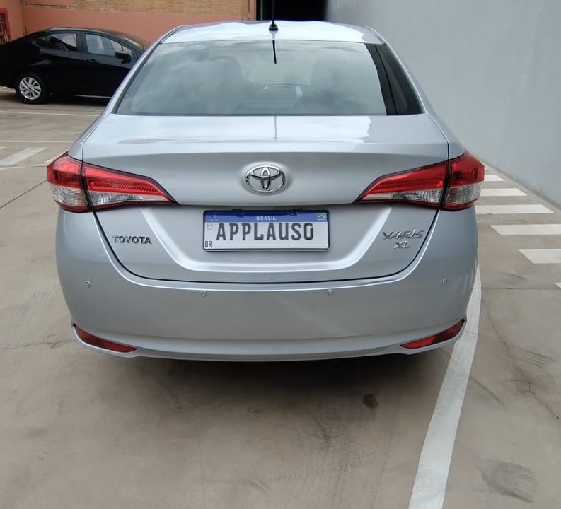 Toyota Yaris - 1.5 16V FLEX SEDAN XL MULTIDRIVE