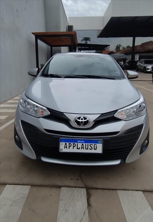 Toyota Yaris - 1.5 16V FLEX SEDAN XL MULTIDRIVE