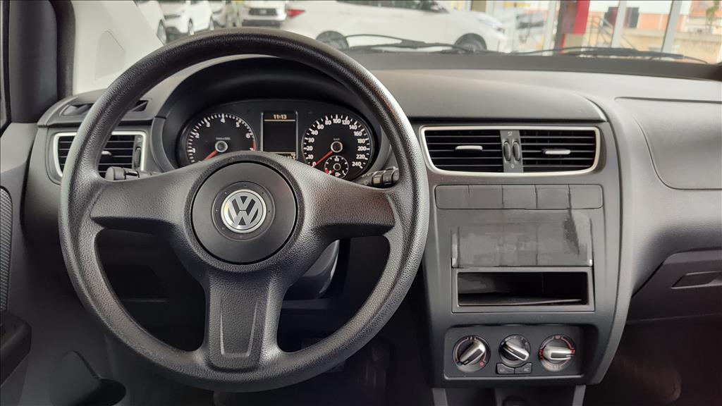 Volkswagen Fox - 1.6 MI 8V FLEX 4P MANUAL