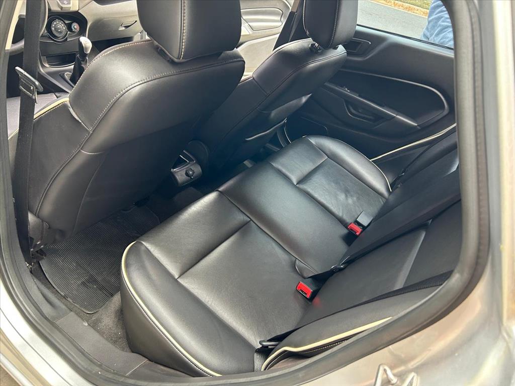 Ford Fiesta - 1.6 SE SEDAN 16V FLEX 4P MANUAL