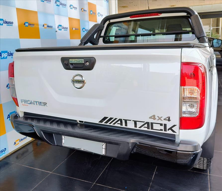 Nissan Frontier - 2.3 16V TURBO DIESEL ATTACK CD 4X4 AUTOMÁTICO