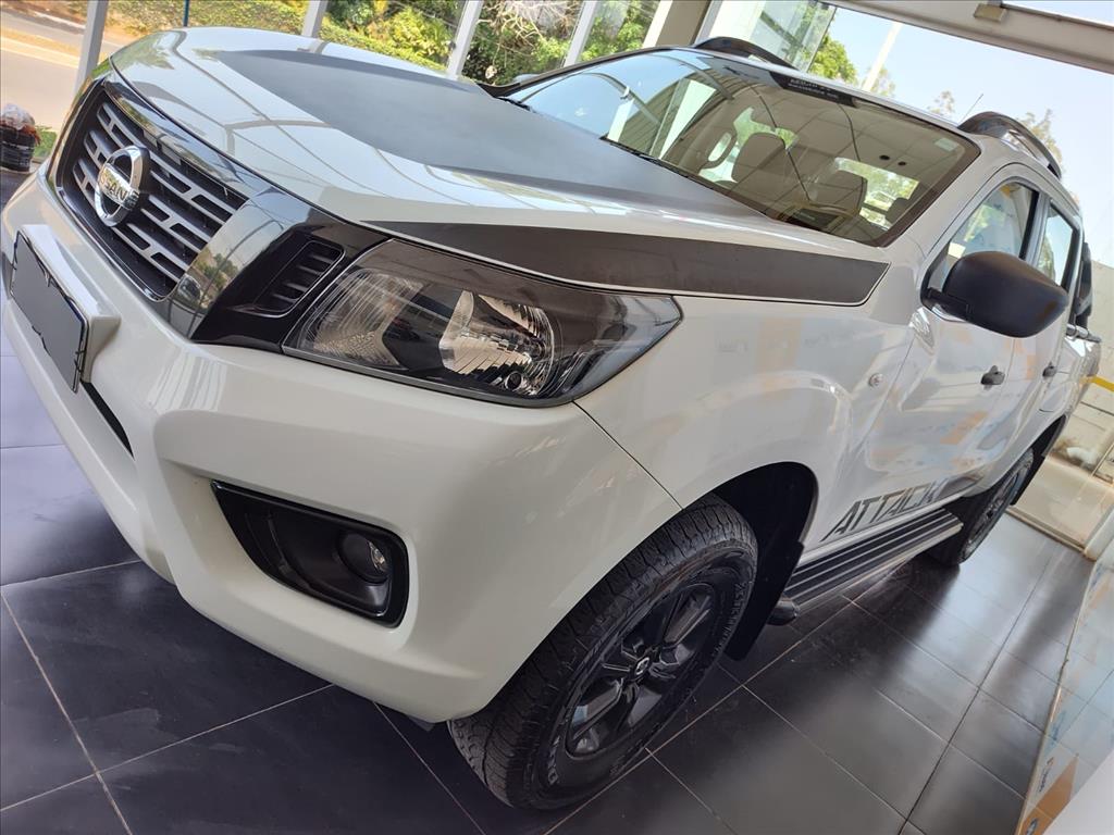 Nissan Frontier - 2.3 16V TURBO DIESEL ATTACK CD 4X4 AUTOMÁTICO