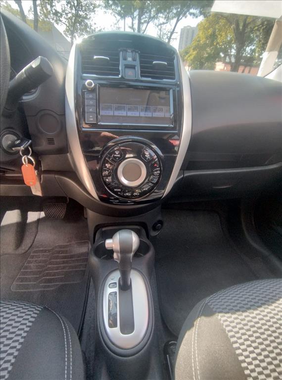 Nissan March - 1.6 SL 16V FLEXSTART 4P XTRONIC