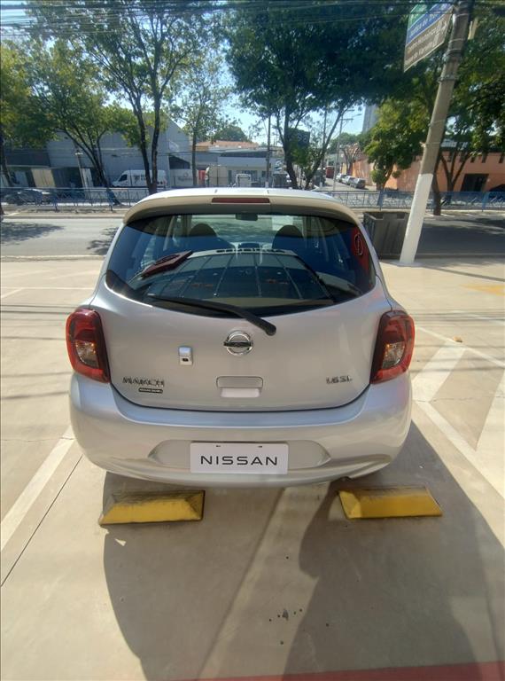 Nissan March - 1.6 SL 16V FLEXSTART 4P XTRONIC