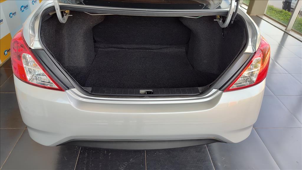 Nissan Versa - 1.6 16V FLEXSTART SV 4P XTRONIC