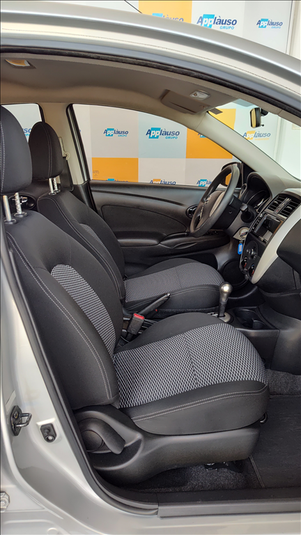 Nissan Versa - 1.6 16V FLEXSTART SV 4P XTRONIC