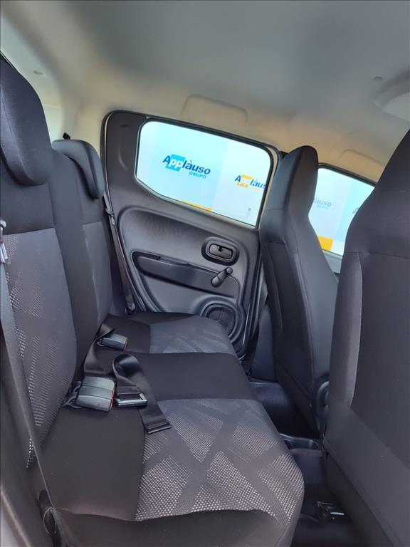 Fiat Mobi - 1.0 EVO FLEX LIKE. MANUAL