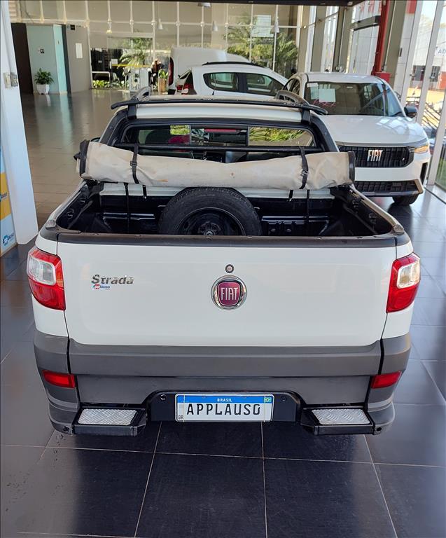 Fiat Strada - 1.4 MPI HARD WORKING CD 8V FLEX 3P MANUAL