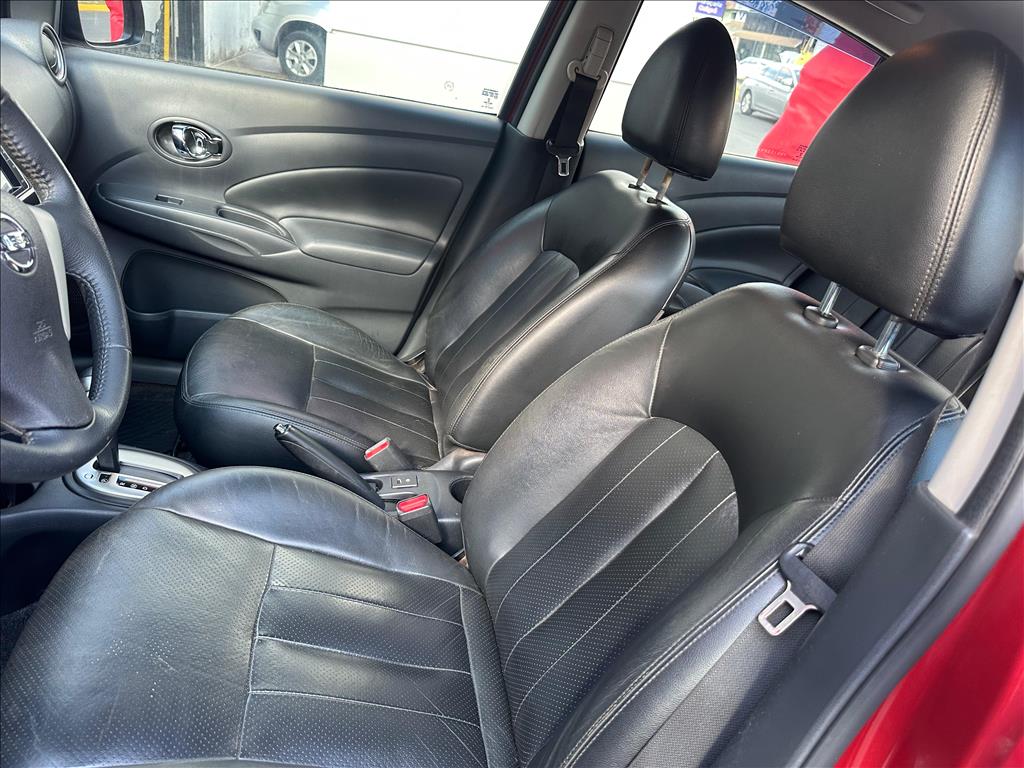 Nissan Versa - 1.6 16V FLEX SL 4P XTRONIC