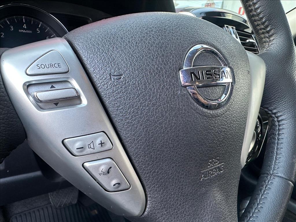 Nissan Versa - 1.6 16V FLEX SL 4P XTRONIC