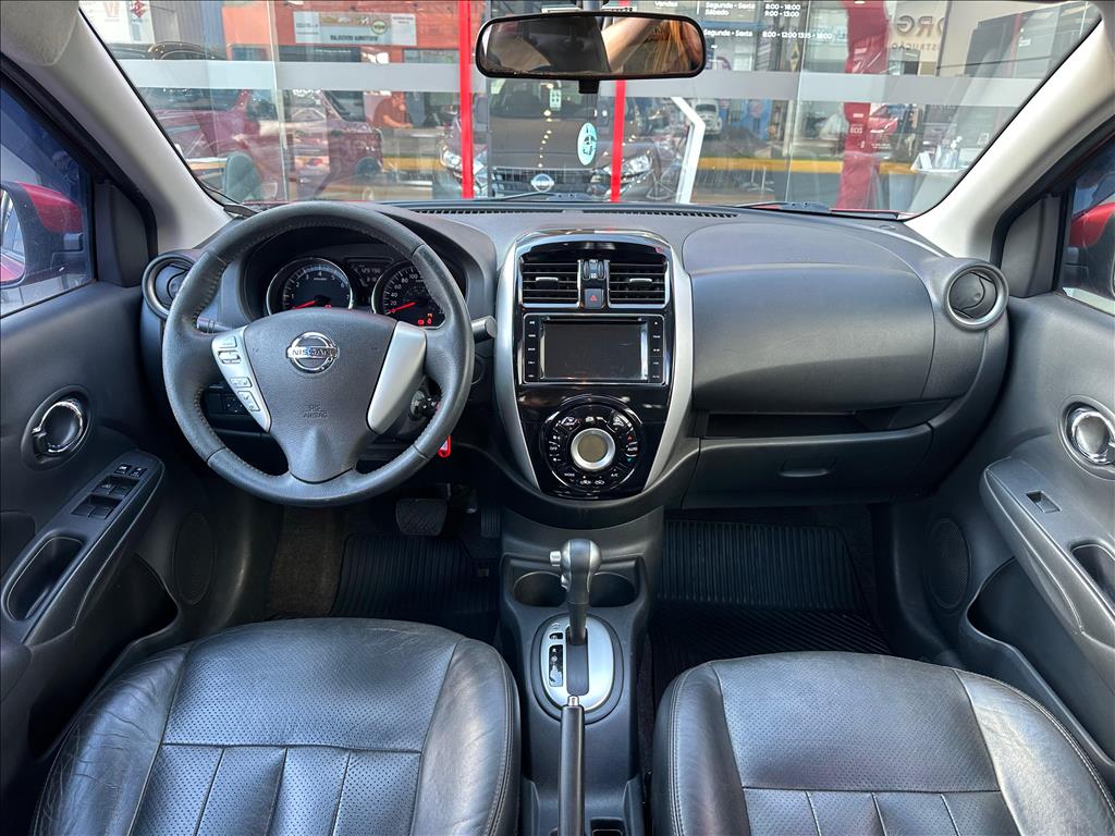 Nissan Versa - 1.6 16V FLEX SL 4P XTRONIC