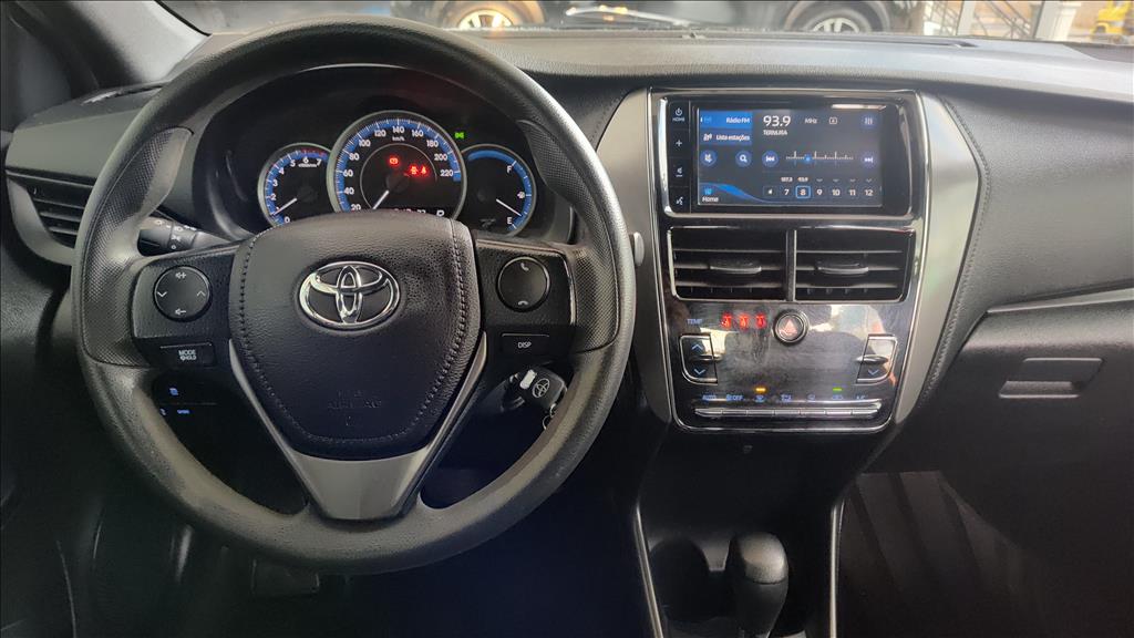 Toyota Yaris - 1.5 16V FLEX XL MULTIDRIVE