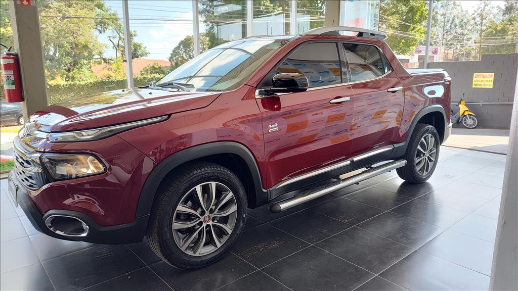Fiat Toro - 2.0 16V TURBO DIESEL VOLCANO 4WD AT9