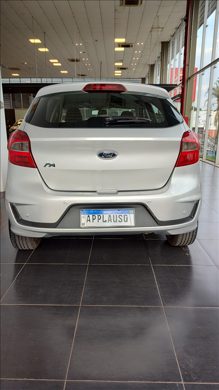 Ford Ka - 1.0 TI-VCT FLEX SE PLUS MANUAL