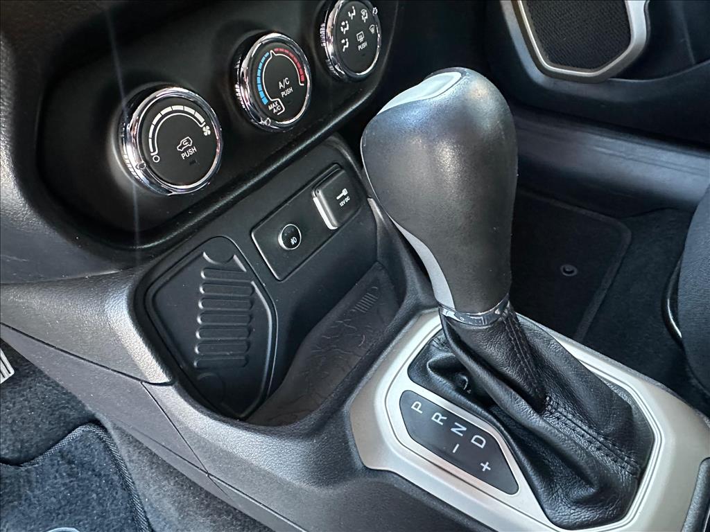 Jeep Renegade - 1.8 16V FLEX 4P AUTOMÁTICO