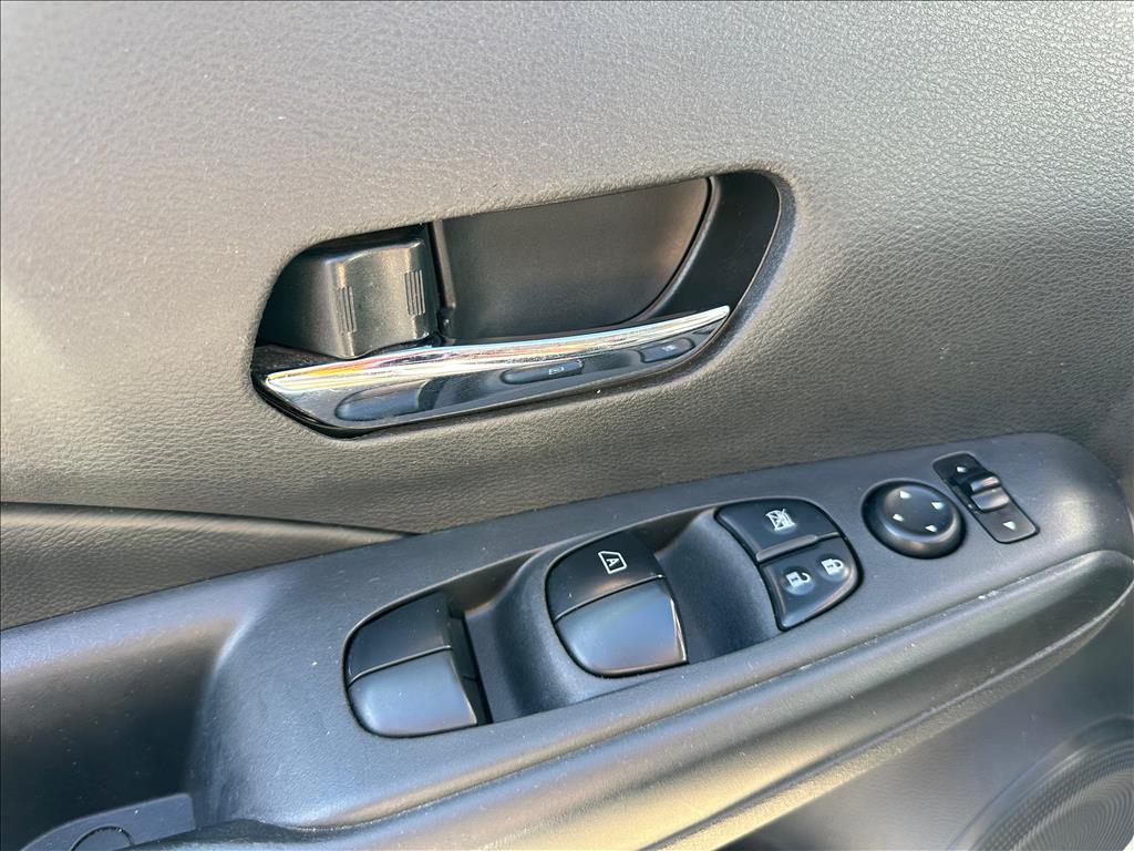 Nissan Kicks - 1.6 16V FLEXSTART S DIRECT 4P XTRONIC